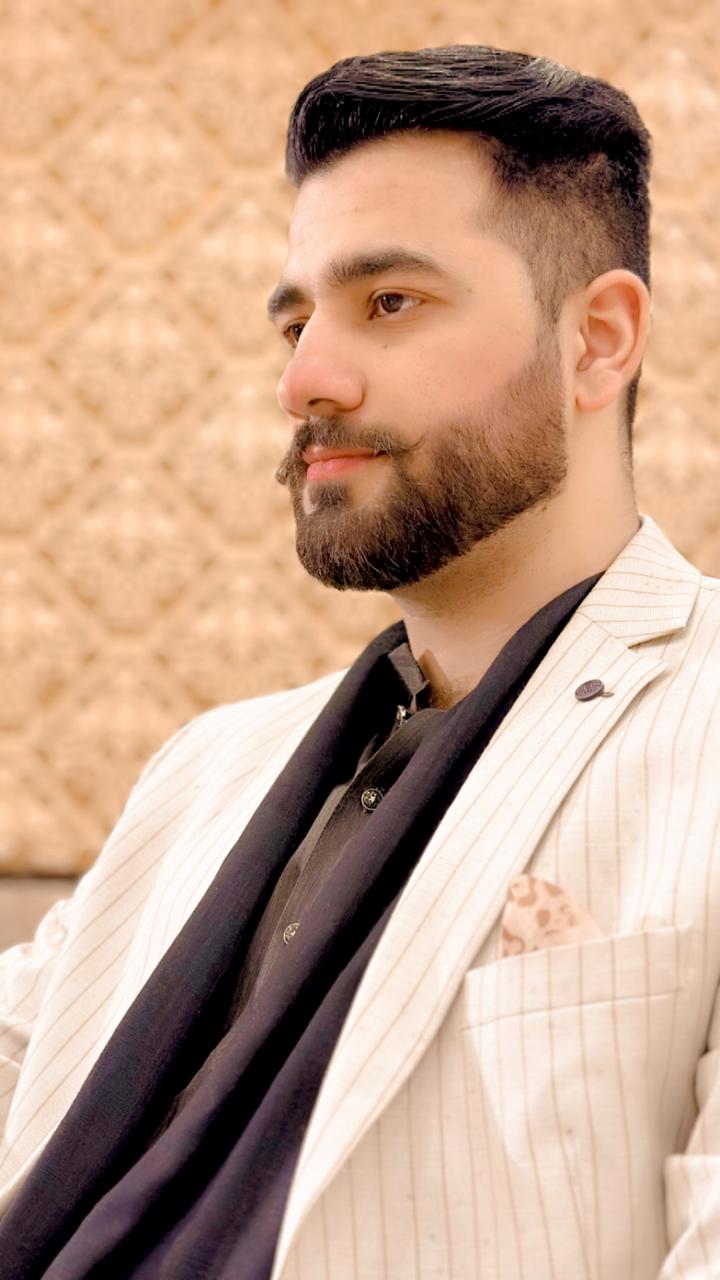 Portrait of Muhammad Ahmad (Ahmad Humayoun), full-stack AI engineer, e-commerce architect, and metaverse developer